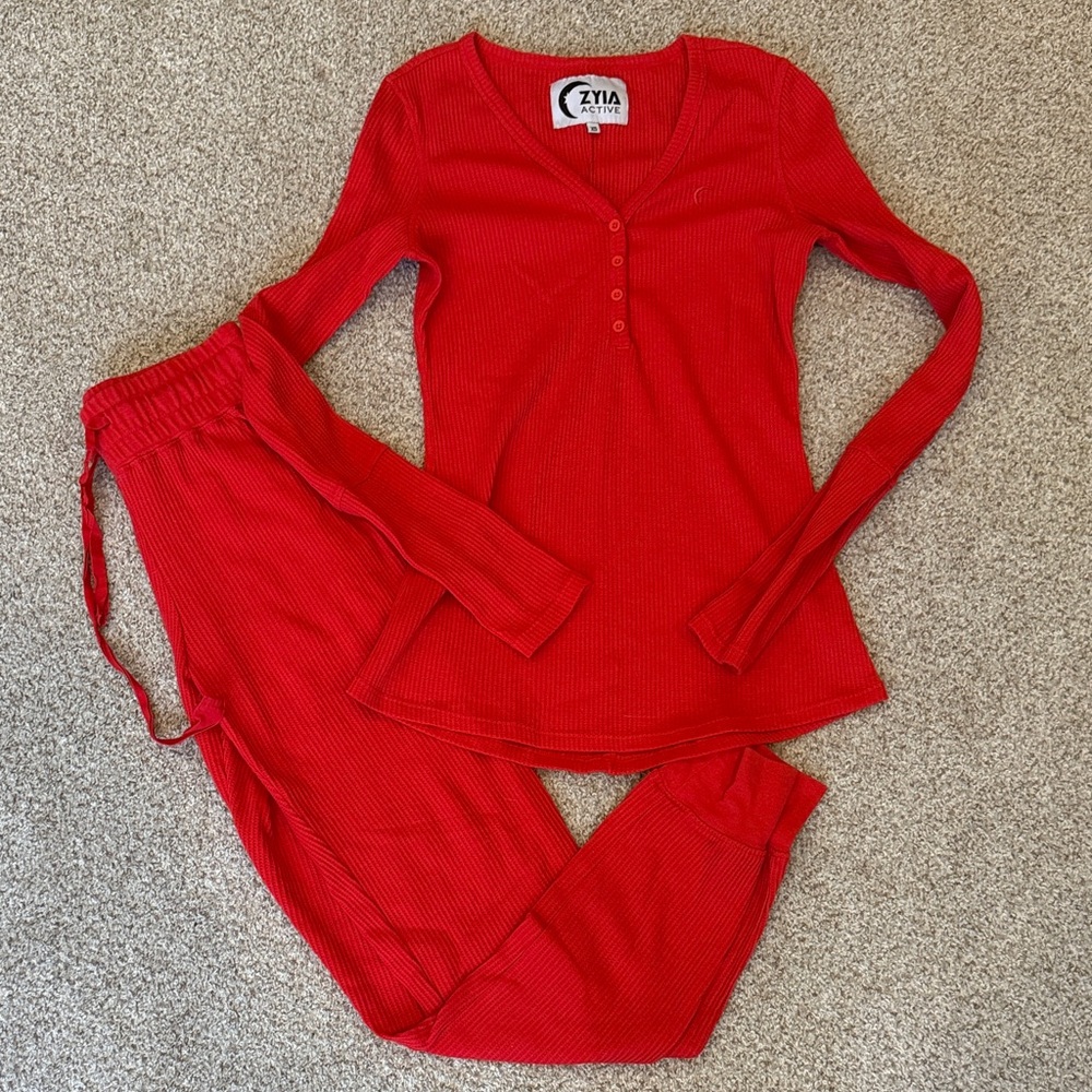 ZYIA Vibrant Red waffle material Lounge Set
